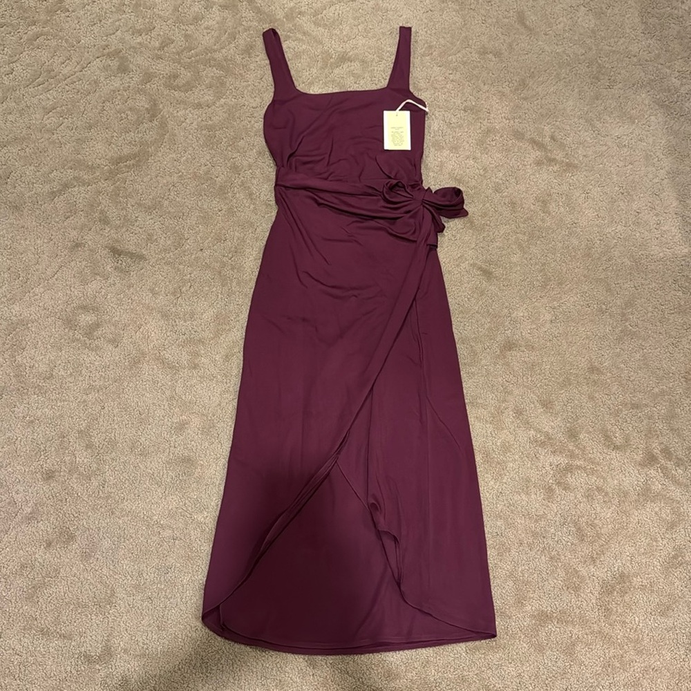 Wilfred
Saturn Midi Dress